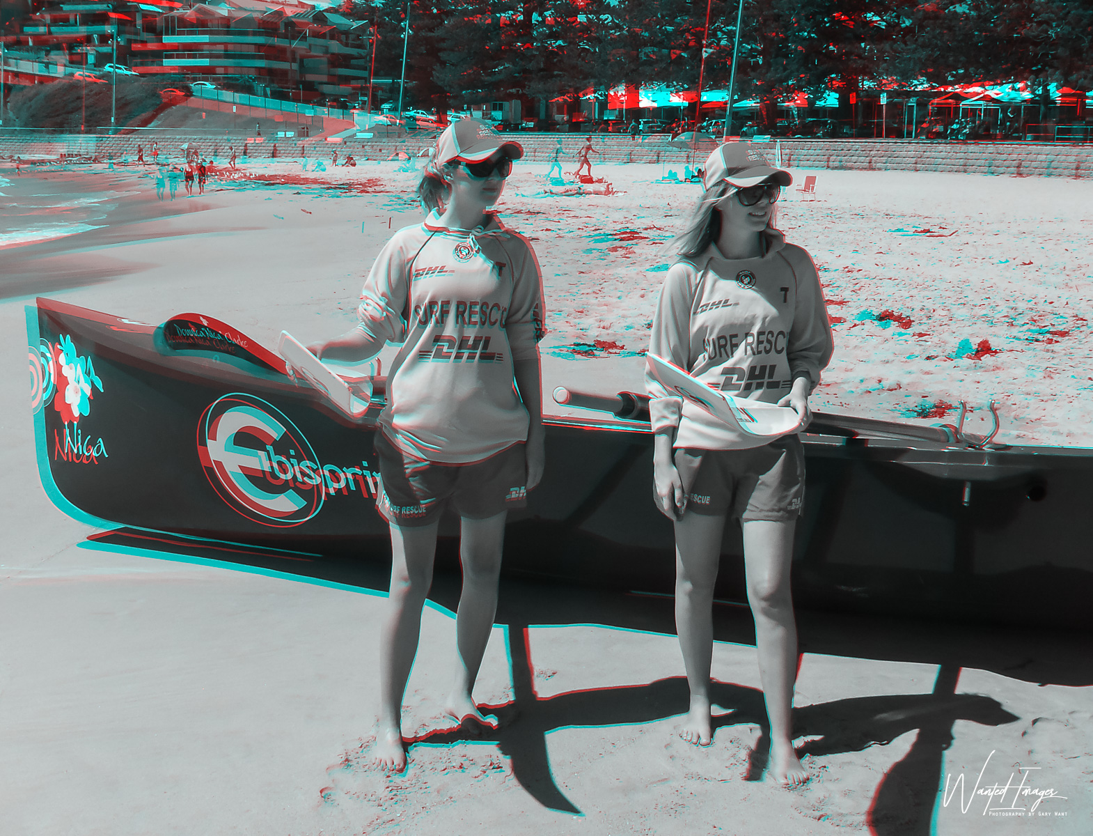 Terrigal-Life-Guard-Girls-Anaglyph.jpg